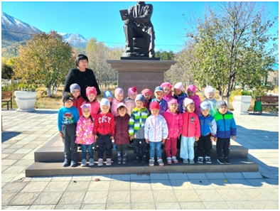 "Айгөлек" бөбекжай балабақшасы КМҚК "Тұлпар" ересектер тобы.